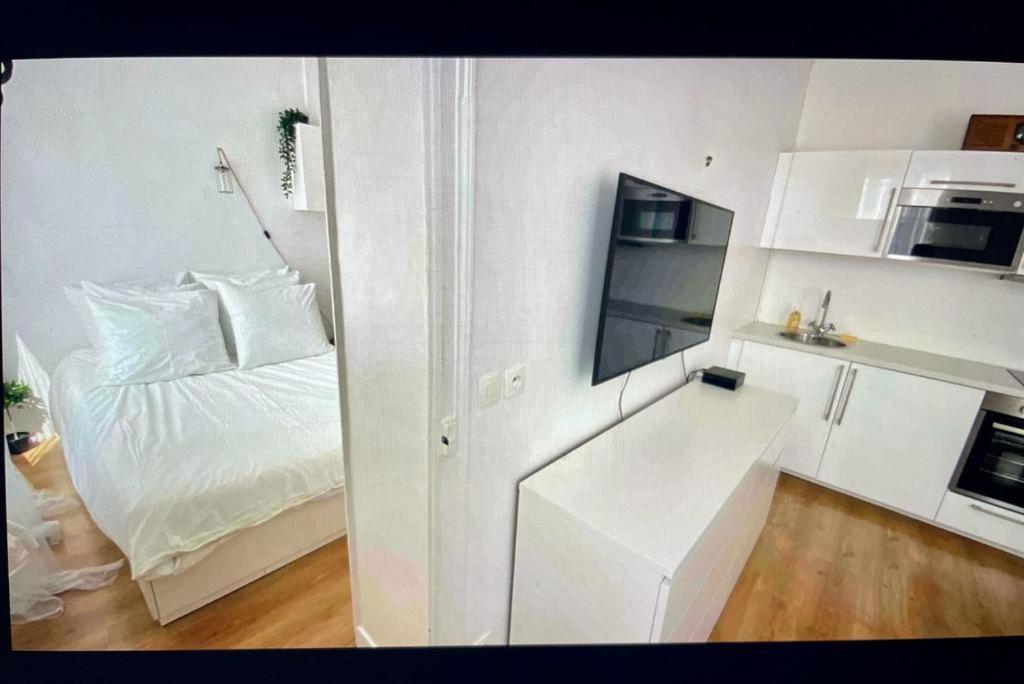 Cute One Bedroom In Le Marais Paris Exterior foto
